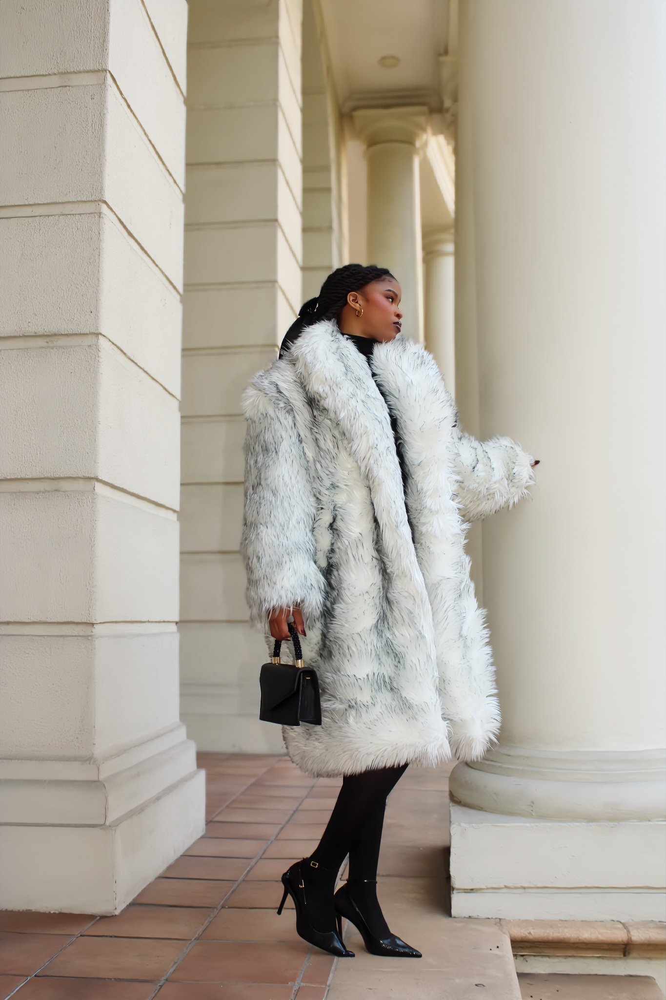 La Glacé Faux Fur Coat - Image 3